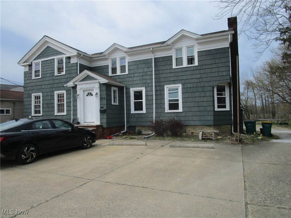 559 549 Main Street - Photo 1