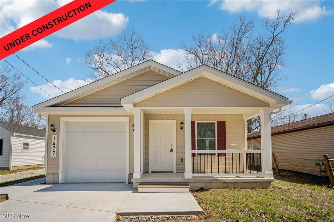 498 Fairlawn Avenue - Photo 1