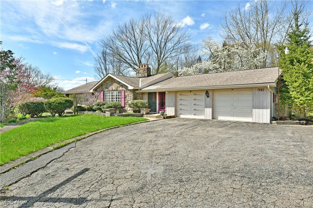 6231 Warren Sharon Road - Photo 1