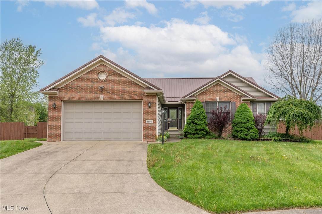 2806 Pin Oak Street - Photo 1