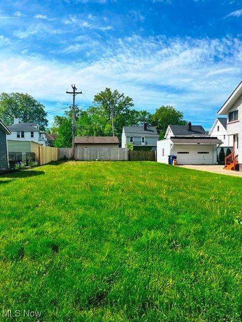 14909 Arden Avenue - Photo 1