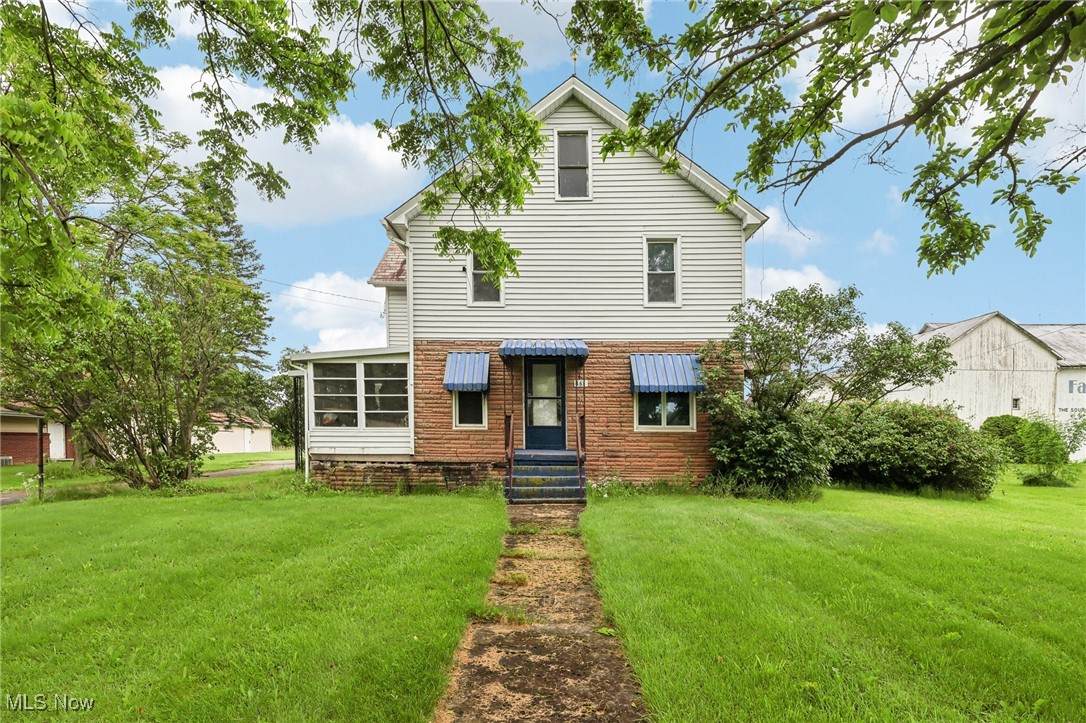 461 Salem Warren Road - Photo 1
