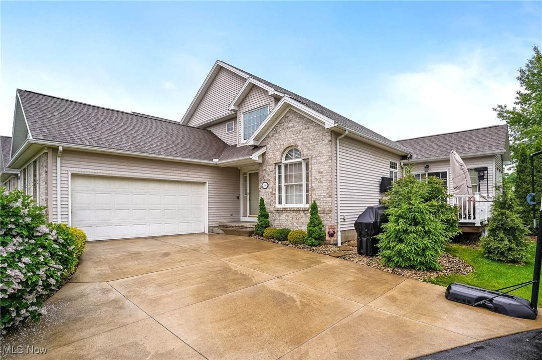 8550 Ivy Hill Drive - Photo 1
