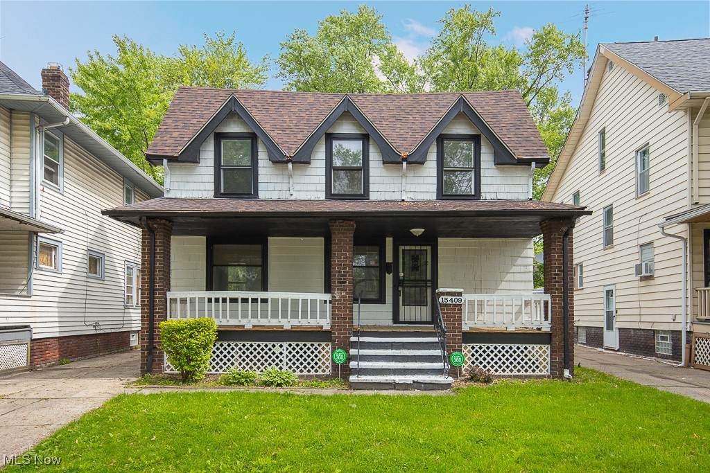 15409 Grovewood Avenue - Photo 1