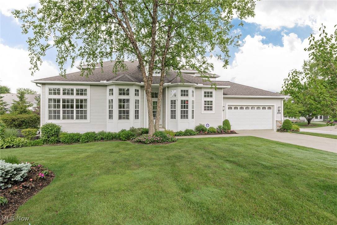 250 Blossom Lane - Photo 1