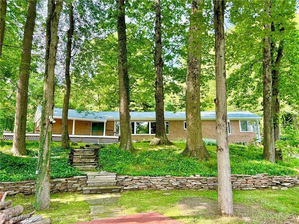 6684 Farview Road - Photo 1
