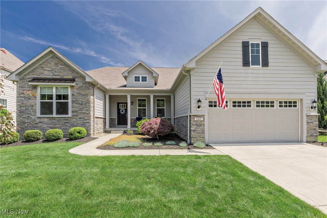 660 Shinnecock Lane - Photo 1