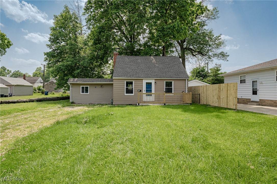 1138 331st Street - Photo 1