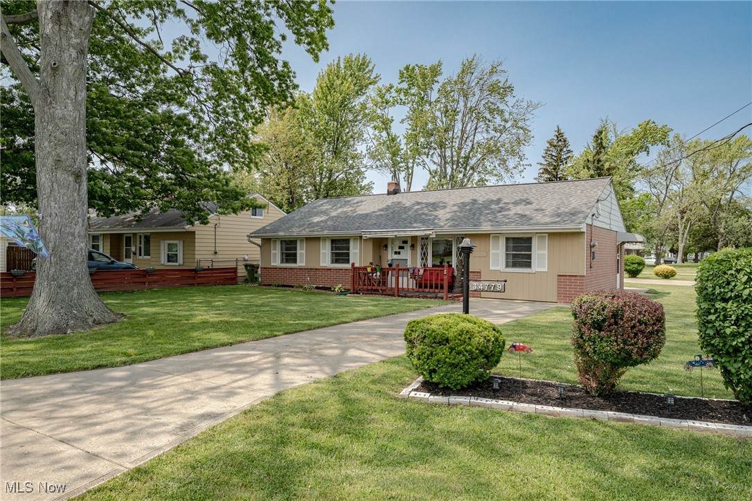 34779 Beach Park Avenue - Photo 1