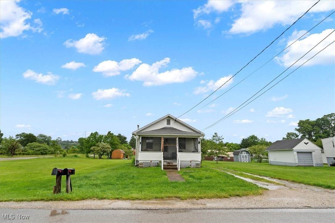 513 Edgelawn Street - Photo 1