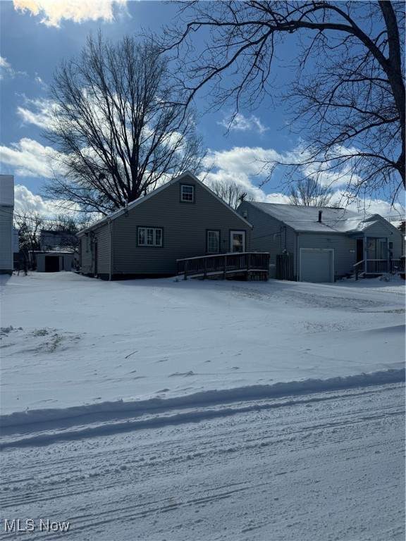 18309 Rockland Avenue - Photo 1