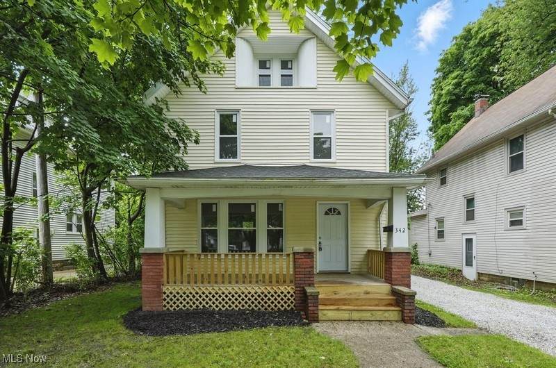 342 Archwood Avenue - Photo 1