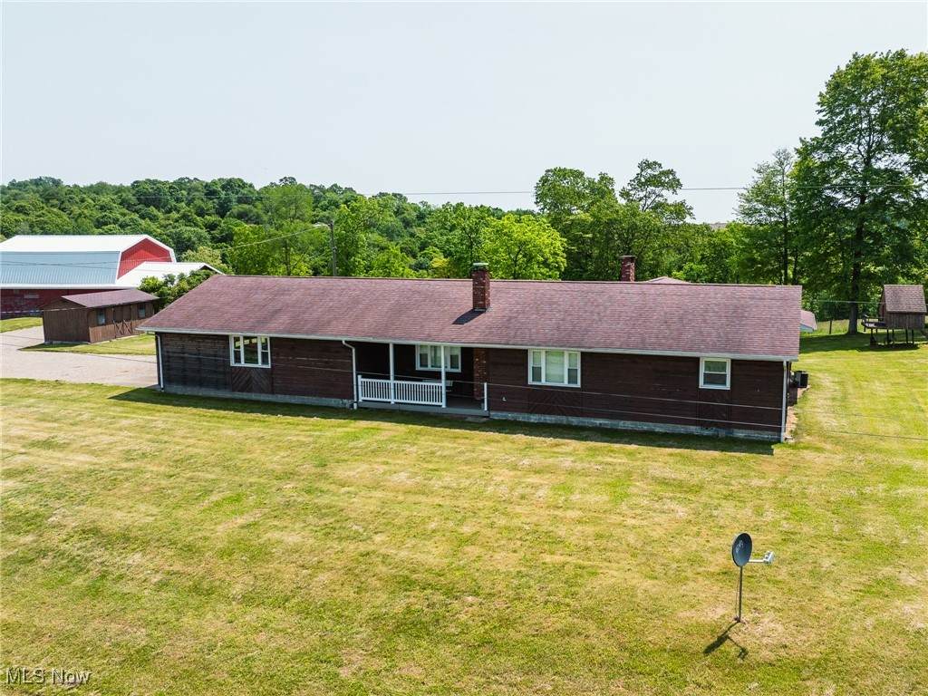 28300 Township Road 194 - Photo 1
