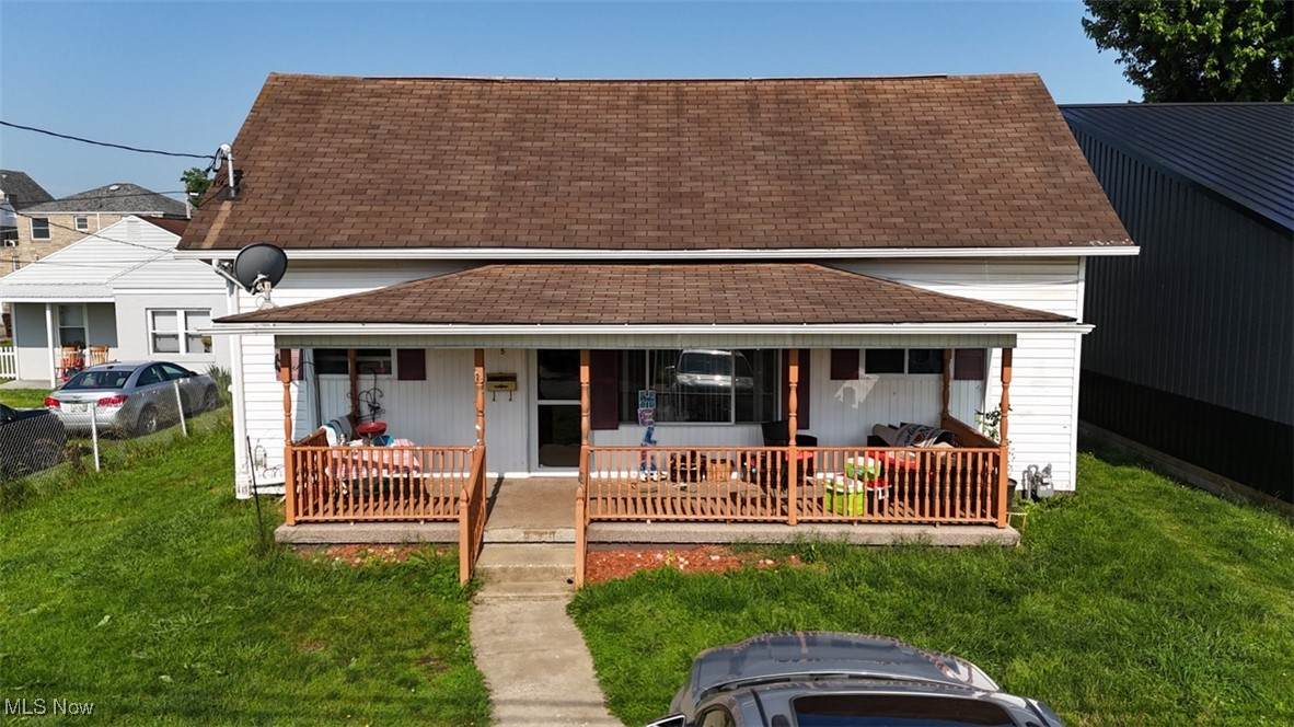 805 Warren Avenue - Photo 1