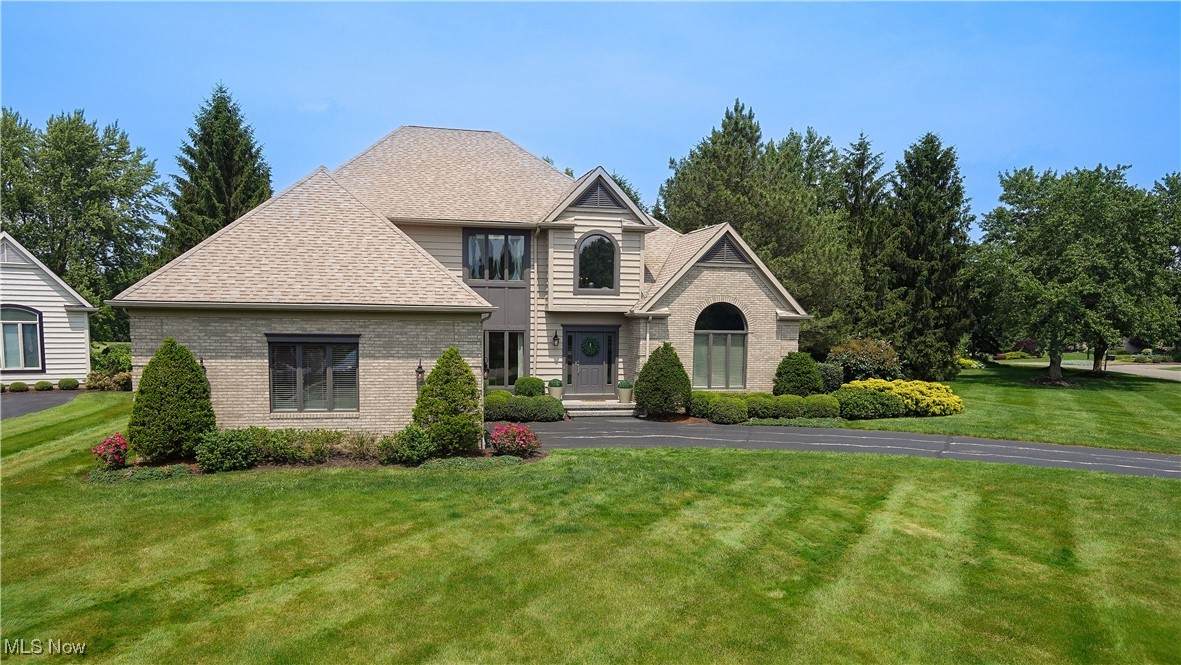 196 Chisholm Court - Photo 1