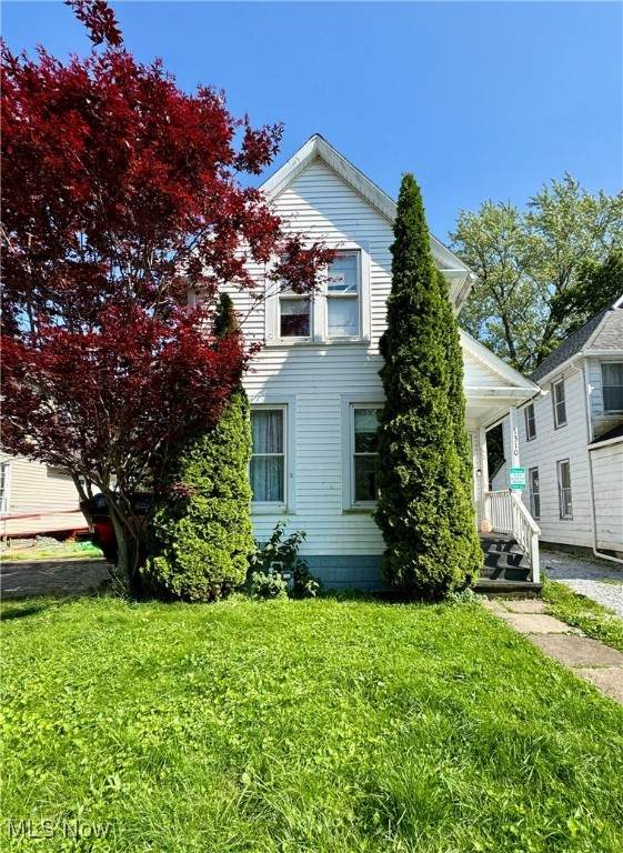 1310 8th Street - Photo 1