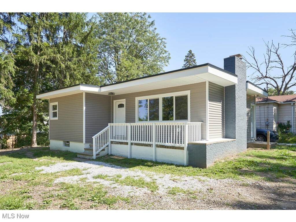 905 National Avenue - Photo 1