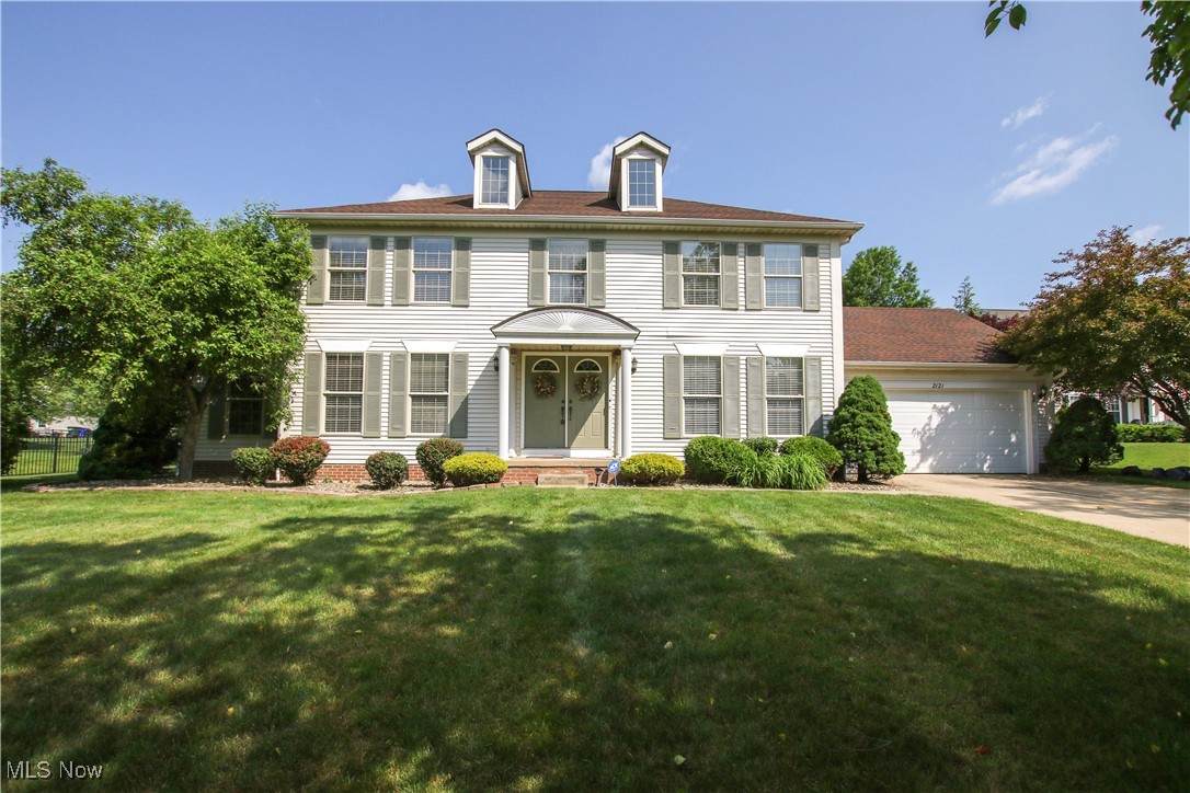 2121 Laurel Lane - Photo 1