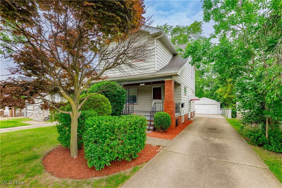 9711 Plymouth Avenue - Photo 1