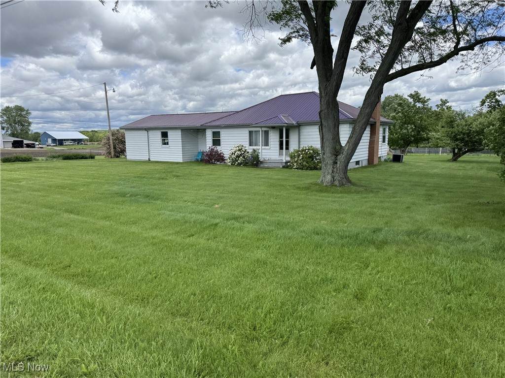 2690 Honeytown Road - Photo 1