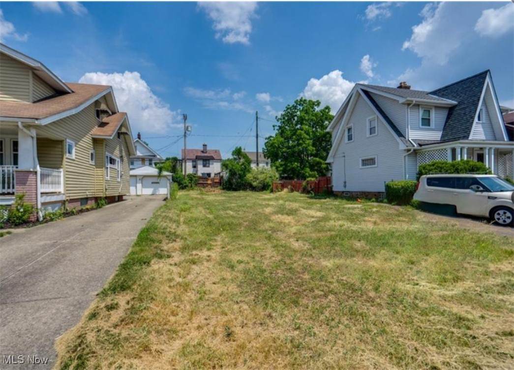 2208 Ralph Avenue - Photo 1