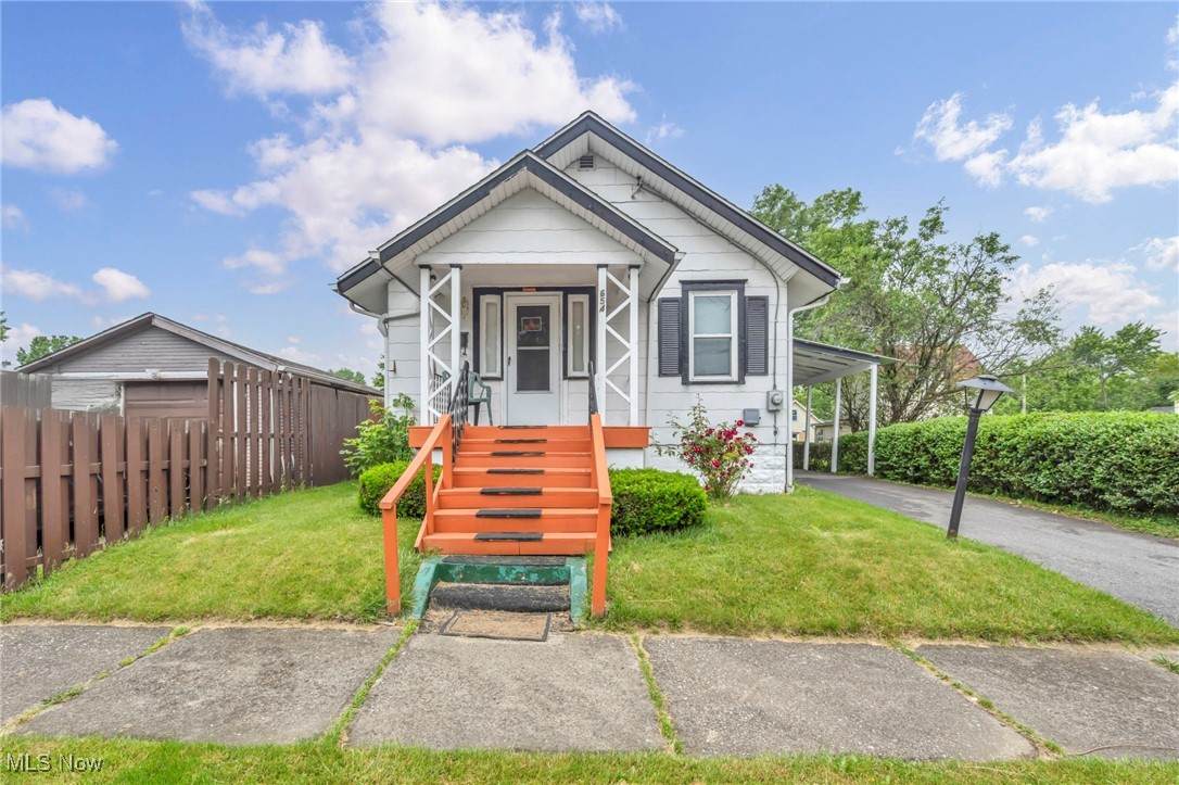 654 Van Everett Avenue - Photo 1