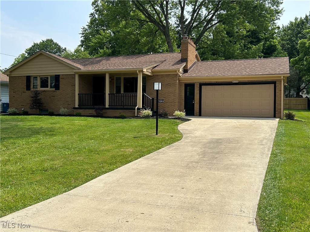 7295 Clovermeade Avenue - Photo 1