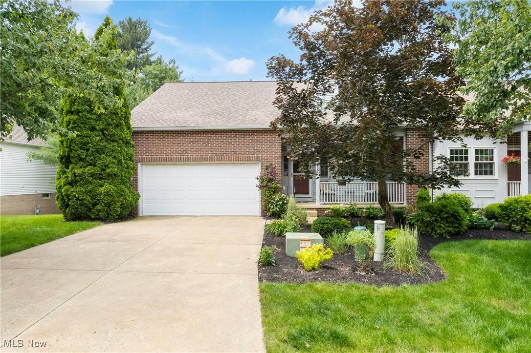 637 Ridgecliff Street - Photo 1