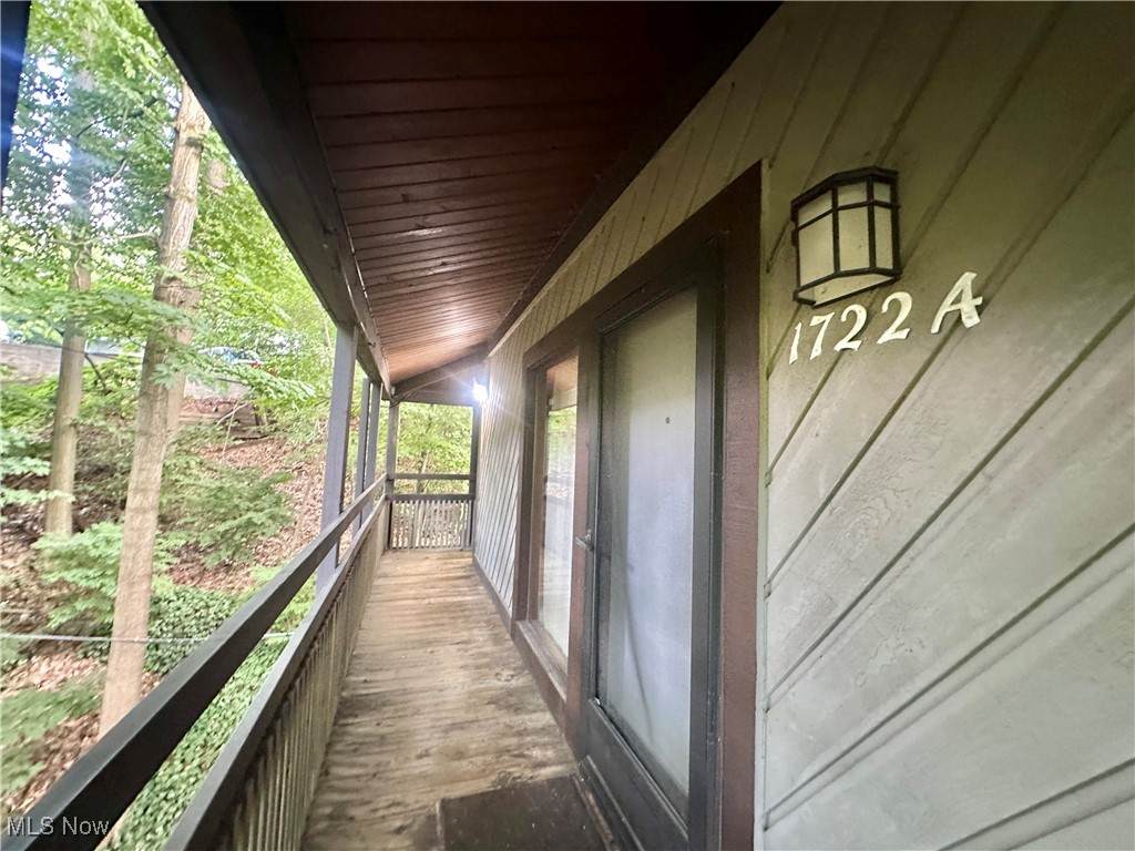 1722 Treetop Trail - Photo 1