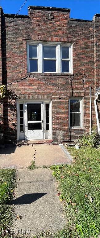 212 11th Street - Photo 1