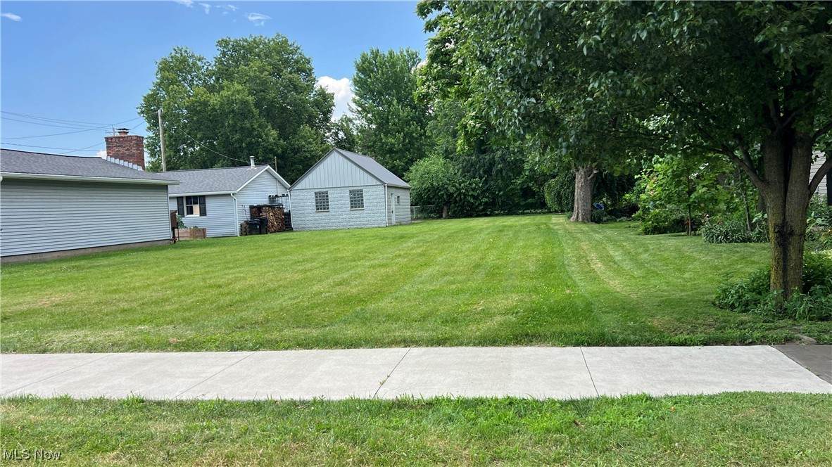 217 Carrollton Street - Photo 1