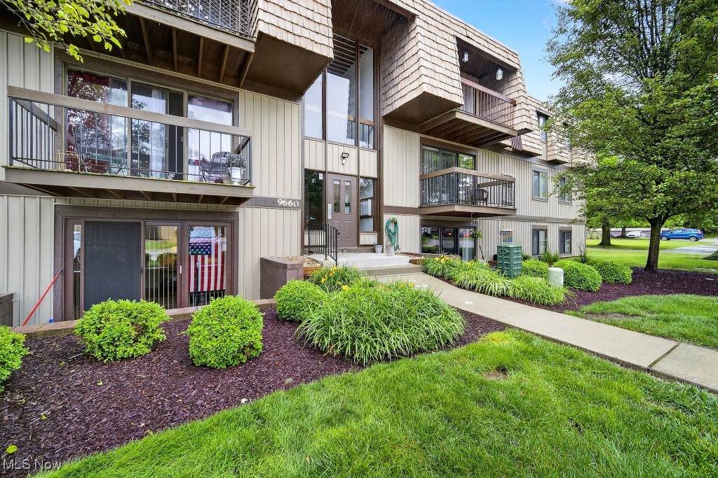 9660 Cove Drive - Photo 1
