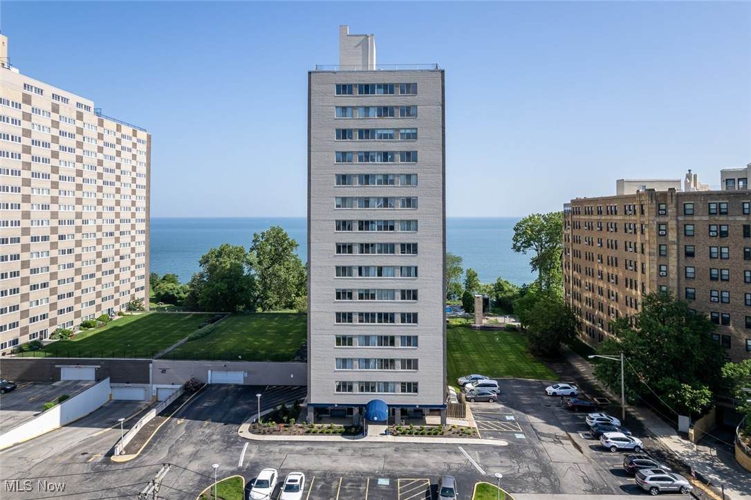 12520 Edgewater Drive - Photo 1