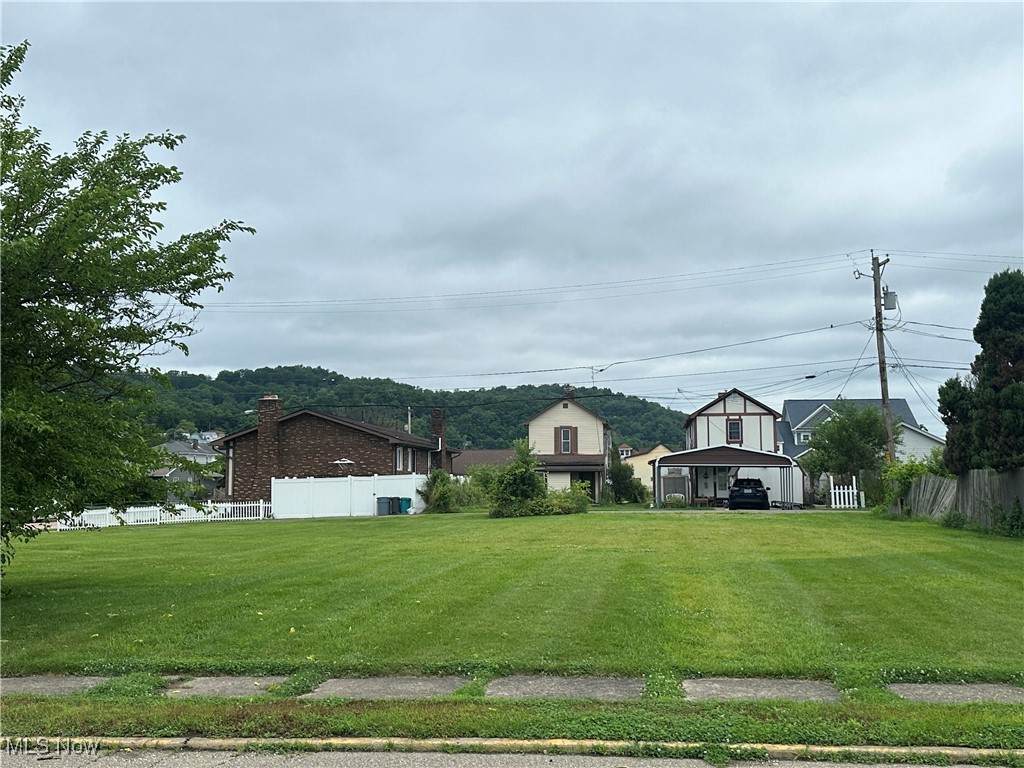 816 Pierce Avenue - Photo 1