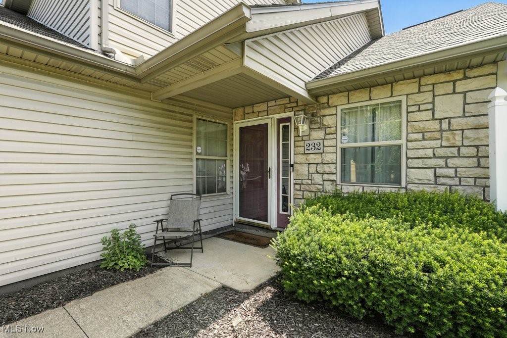 232 Damon Drive - Photo 1