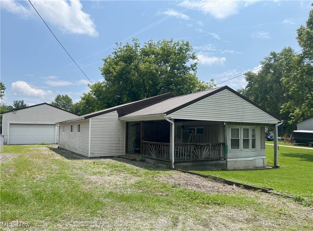 1376 Fairview Avenue - Photo 1
