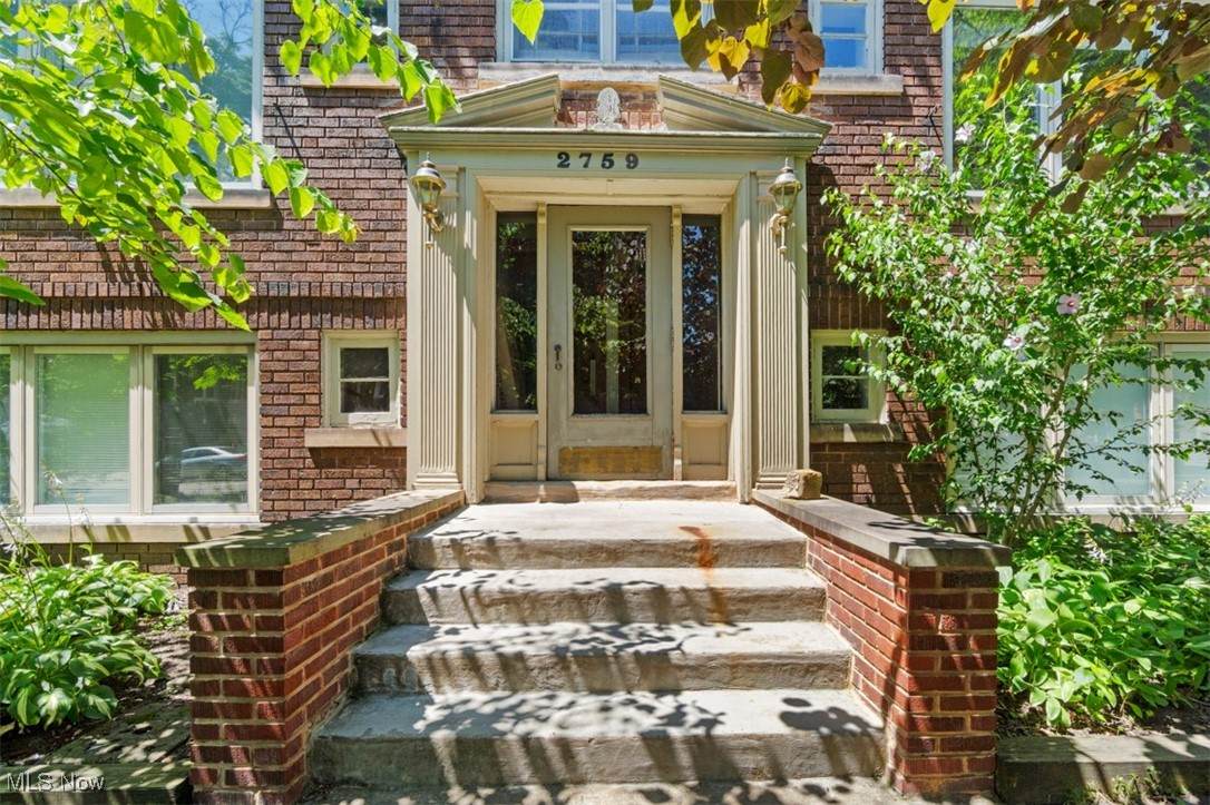2759 Hampshire Road - Photo 1