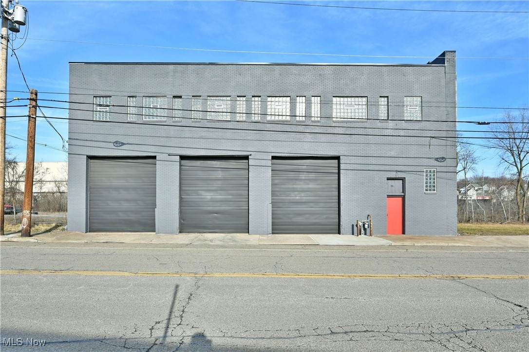 944 Rayen Avenue - Photo 1