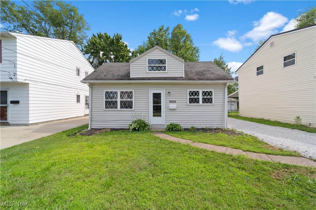 7686 Pinehurst Drive - Photo 1