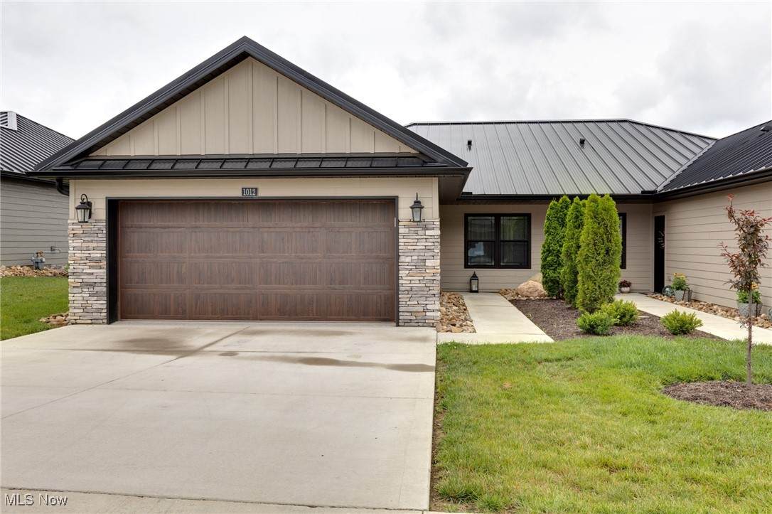 1012 Sycamore Lane - Photo 1