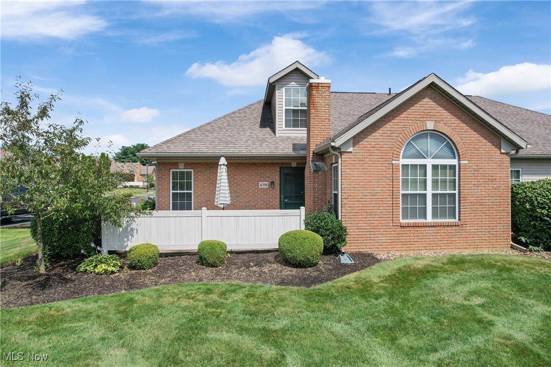 4398 Hunters Chase Lane - Photo 1