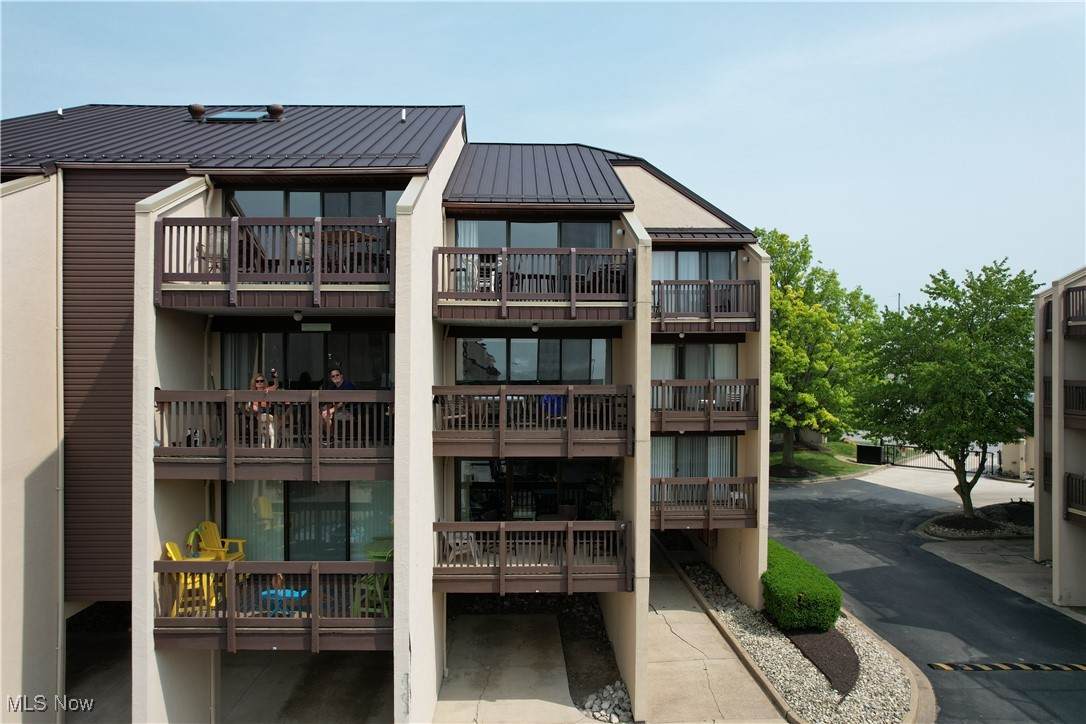 1807 Perry Street - Photo 1