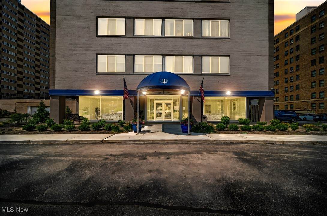 12520 Edgewater Drive - Photo 1