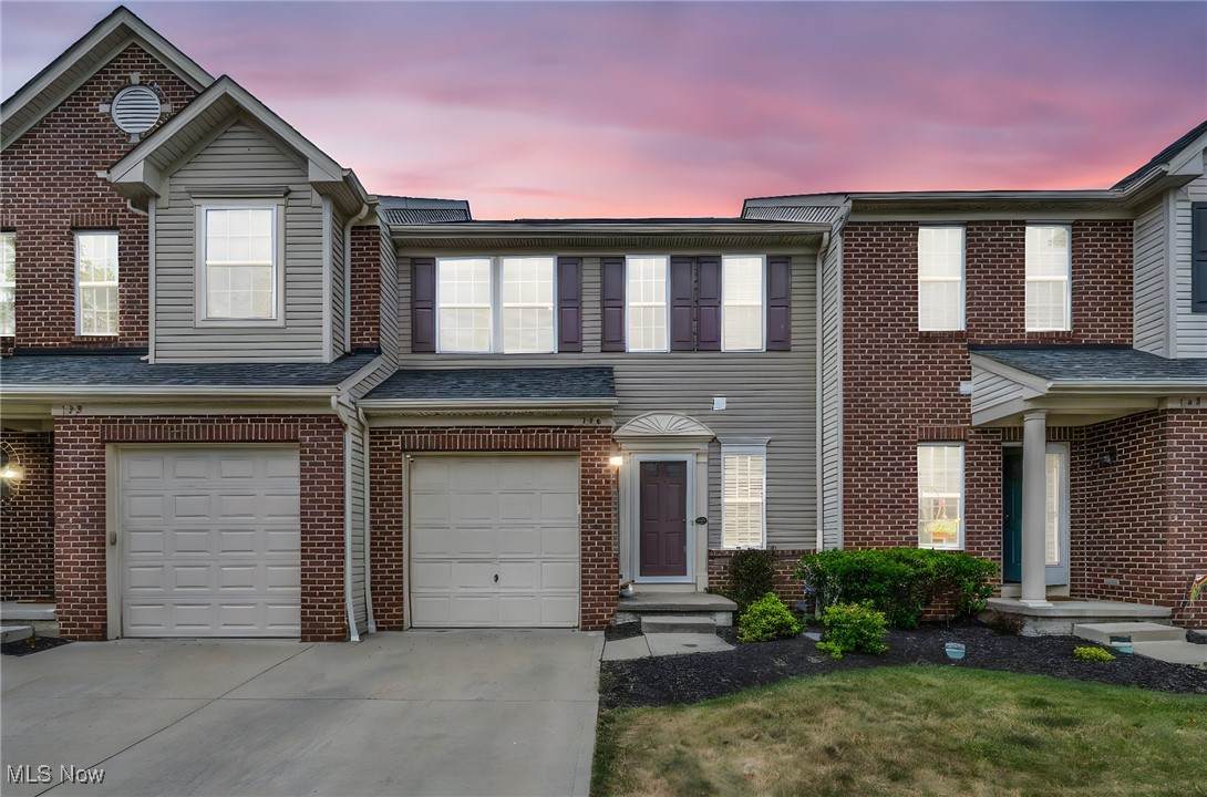 136 River Rock Way - Photo 1