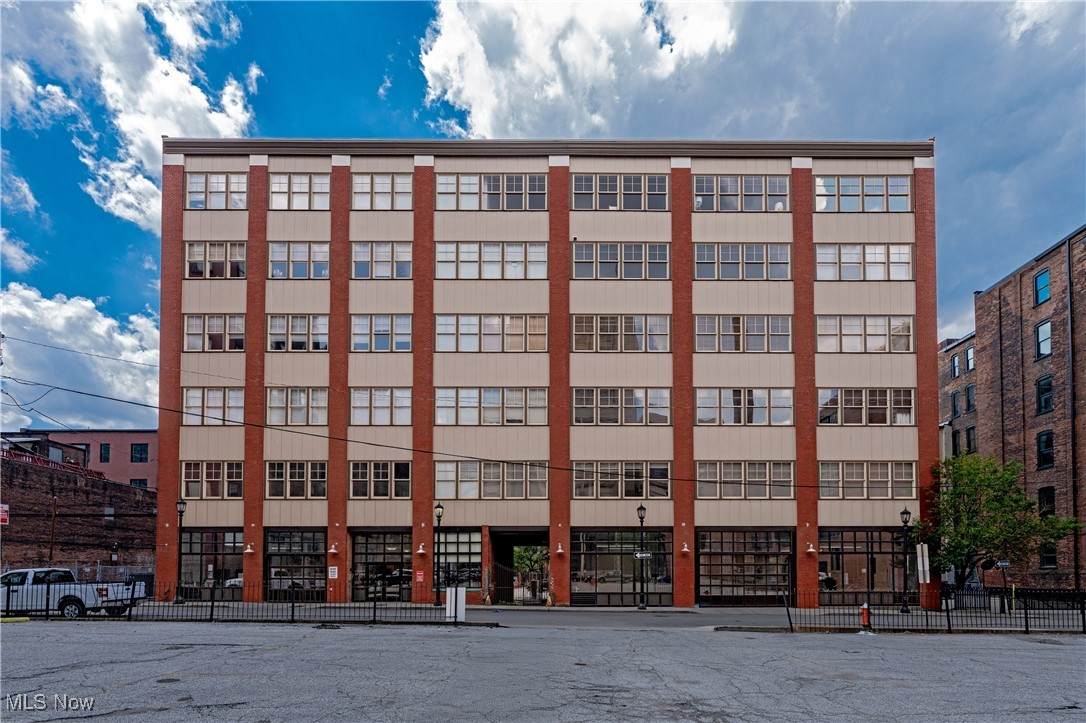 1260 4th Street - Photo 1