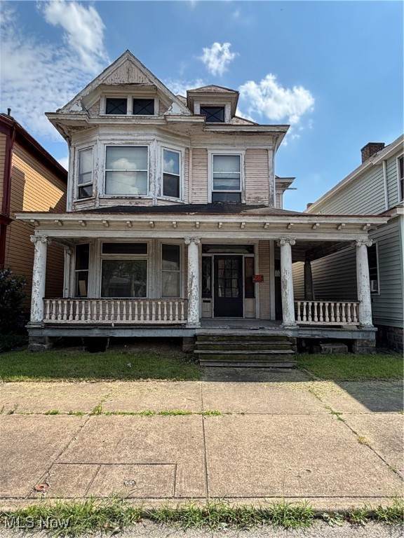 312 Sixth Street - Photo 1