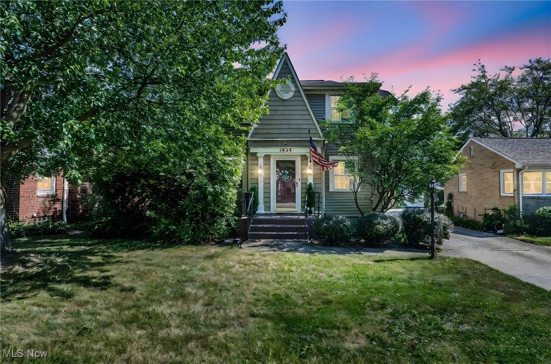1013 Lake Avenue - Photo 1