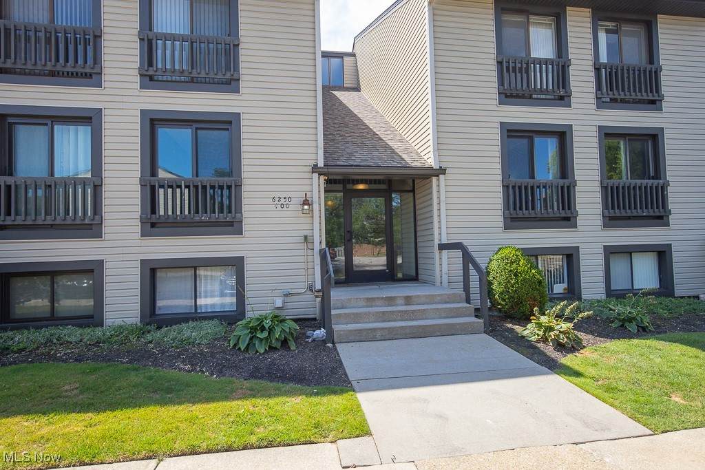6250 Greenwood Parkway - Photo 1