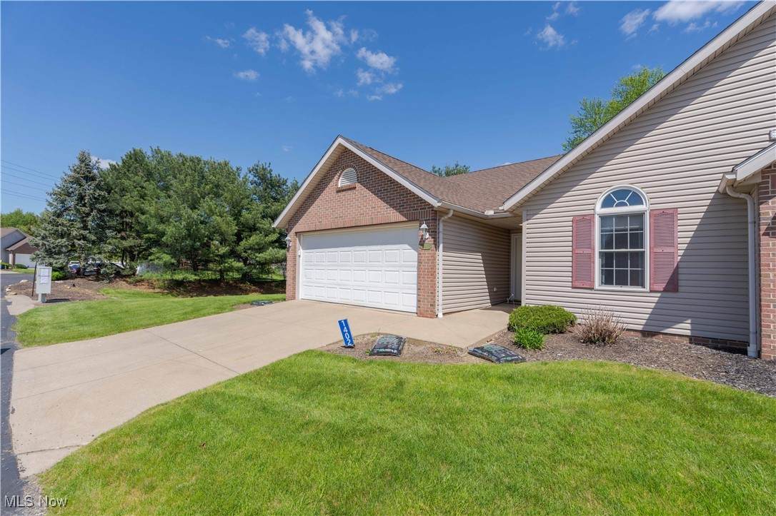 1402 Channonbrook Street - Photo 1