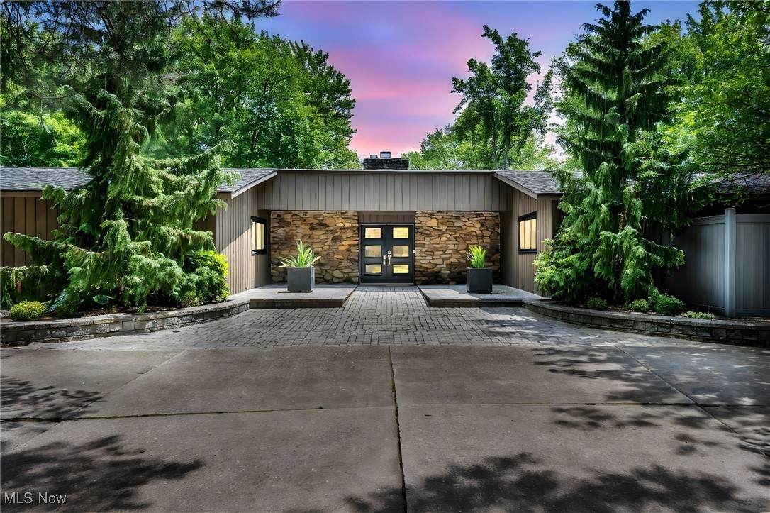 13079 Falling Water Road - Photo 1